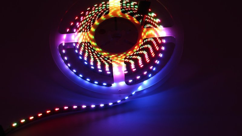 Zdjęcie: Podświetlenie LED telewizora: wymiana listew LED krok po kroku