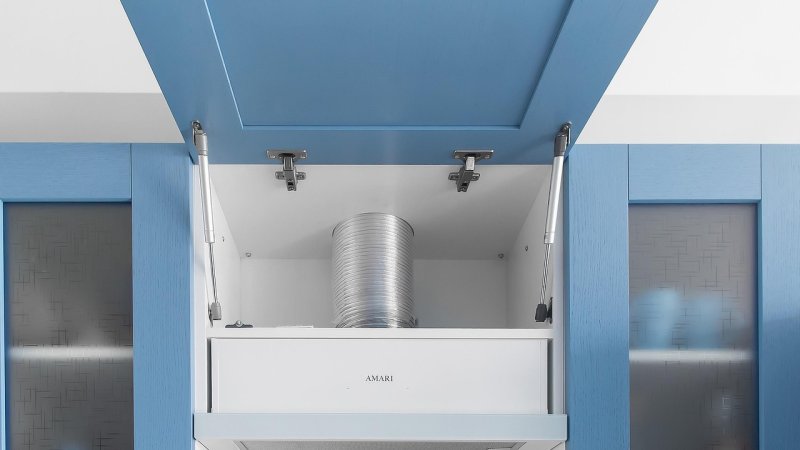 Zdjęcie: Wymiana filtra tłuszczowego w okapie Bosch DWB97JP50: instrukcja krok po kroku